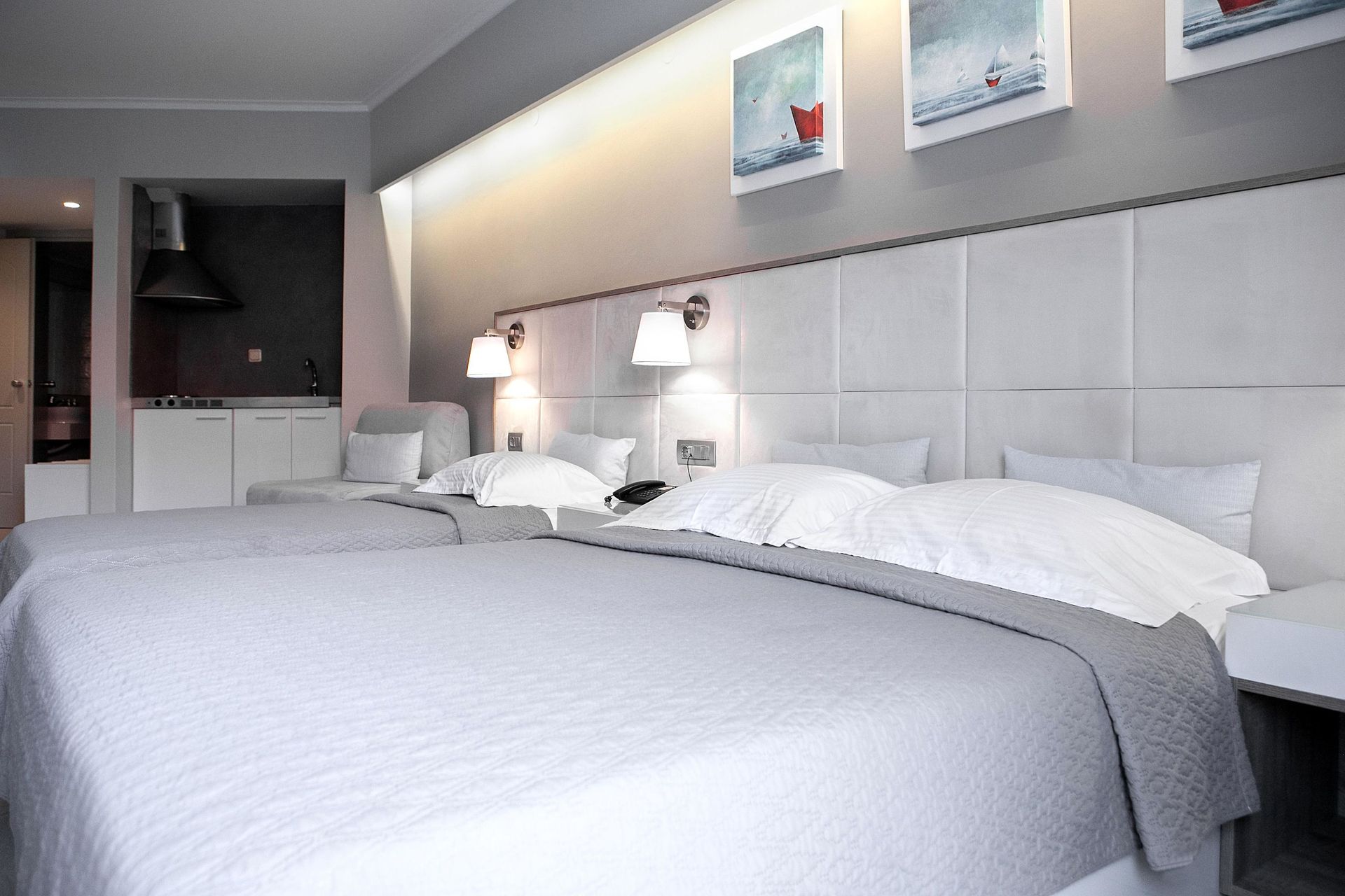 Olympic Star Hotel, Nei Pori