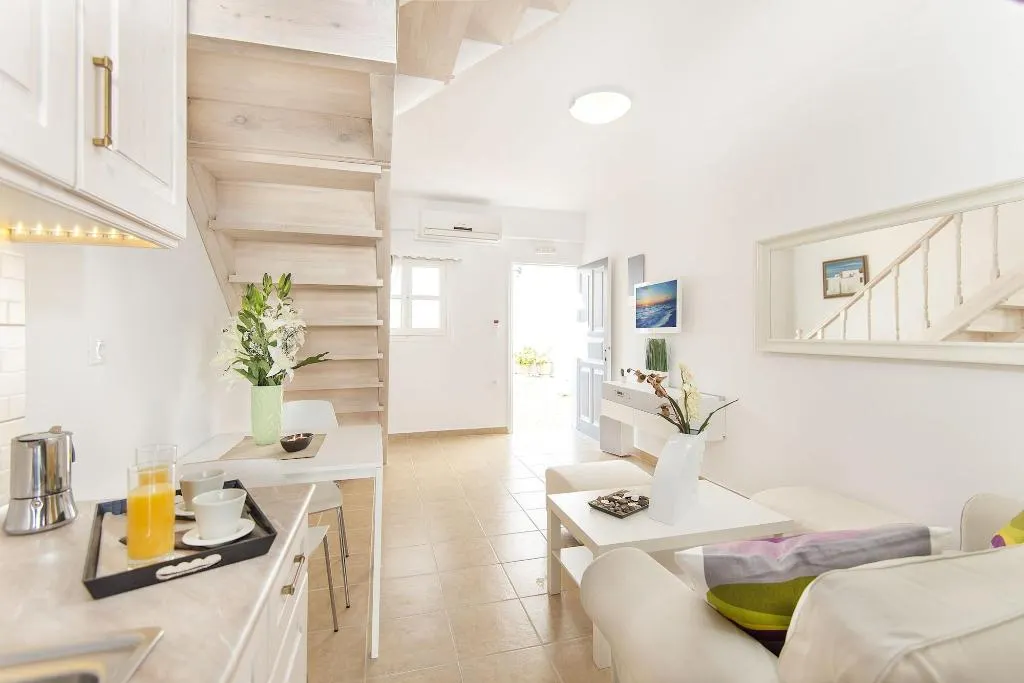 Lindos Harmony Suites, Lindos