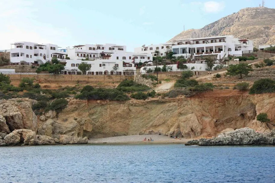 Aegean Village, Amoopi