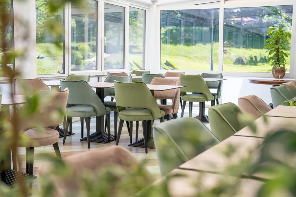 Hotel Jezero