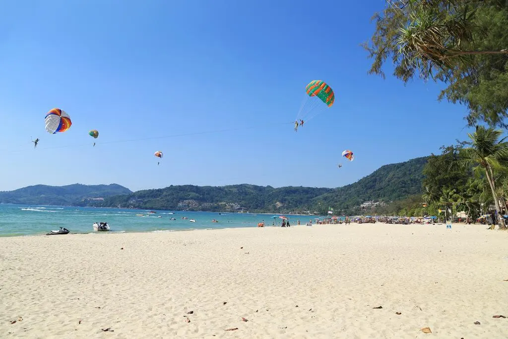 Clarian Hotel Patong Beach