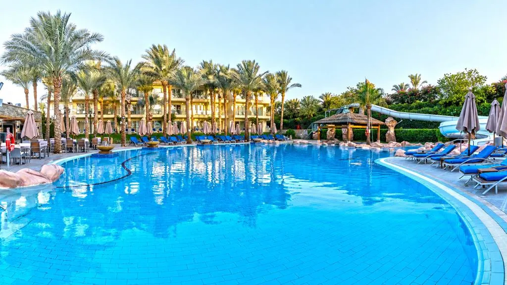 Xperience Sea Breeze Resort, Sharks Bay