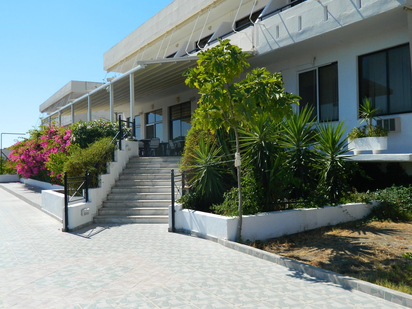 Telhinis Hotel — 2