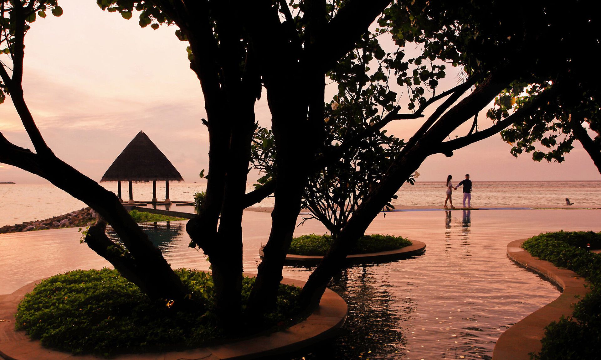 Four Seasons Resort Maldives at Kuda Huraa — 2
