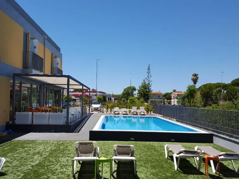 Hotel 3K Aeroporto de Faro, Faro