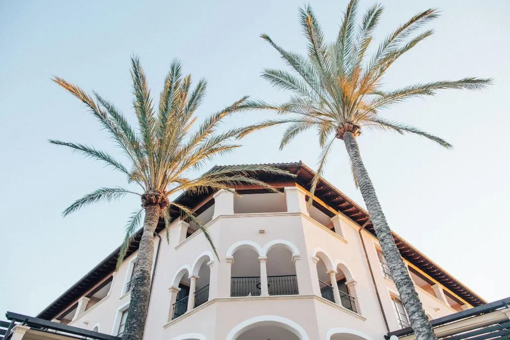 The St. Regis Mardavall Mallorca Resort, Costa d'en Blanes