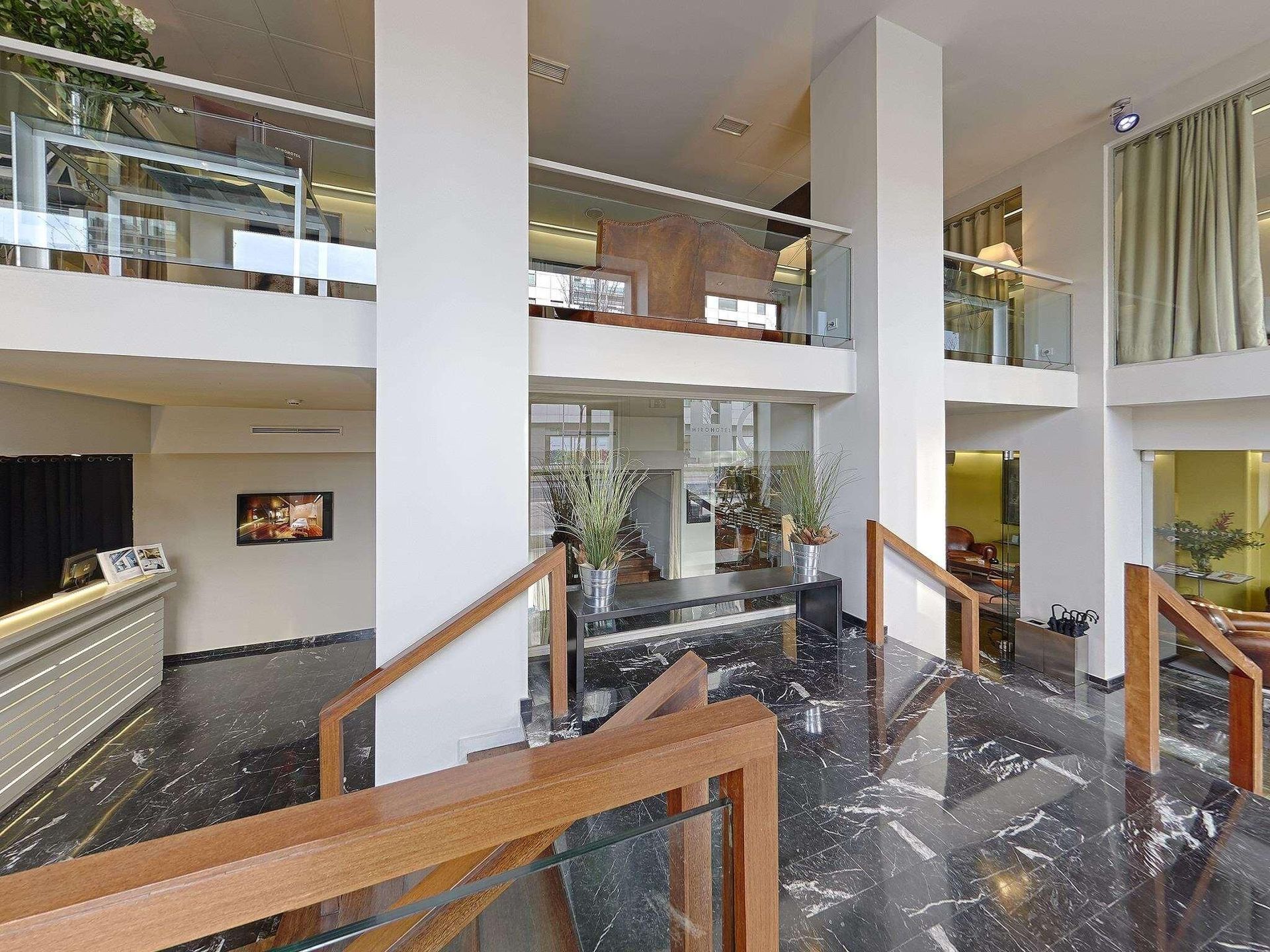 Hotel Miro — 2
