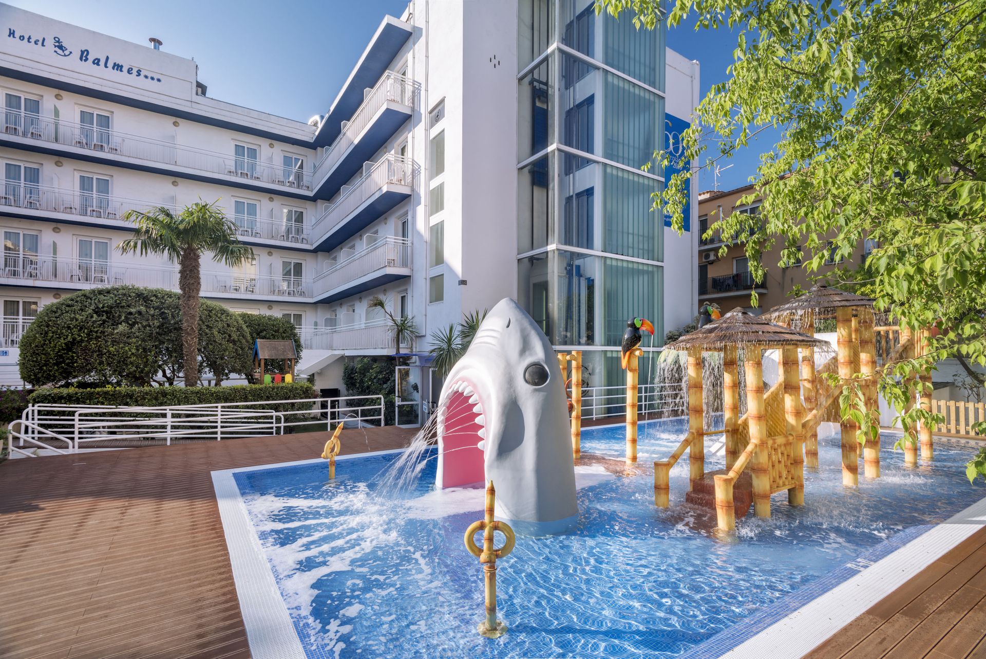 GHT Balmes Hotel Aparthotel & SPLASH, Calella