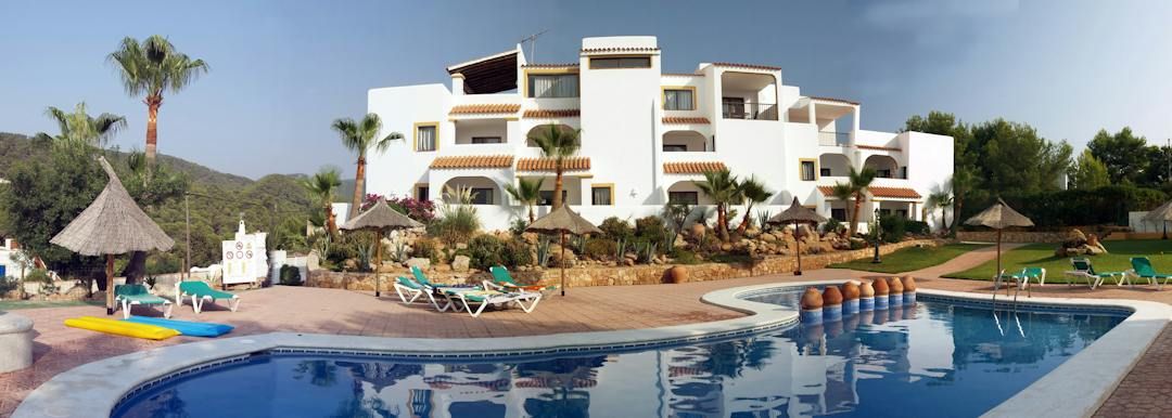 Apartamentos Blanco Sol — 2