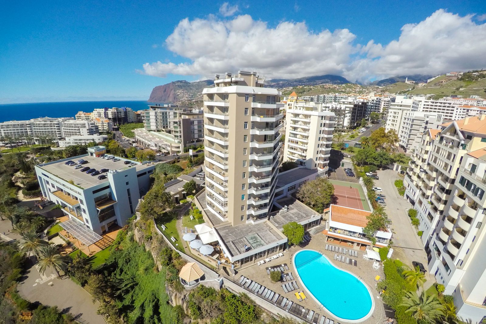 Duas Torres, Funchal, Portugal
