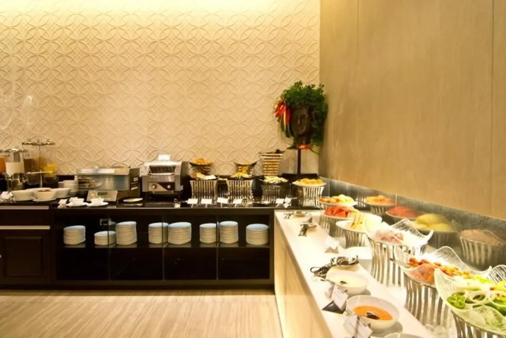 Tsix5 Hotel
