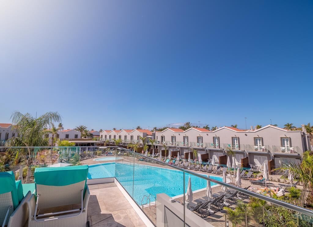 Hotel LIVVO Los Calderones — 2
