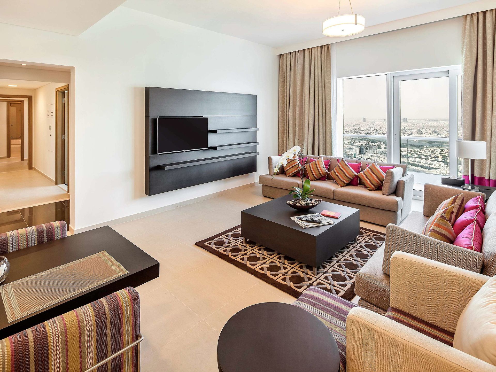 Aparthotel Adagio Premium Dubai Al Barsha — 2