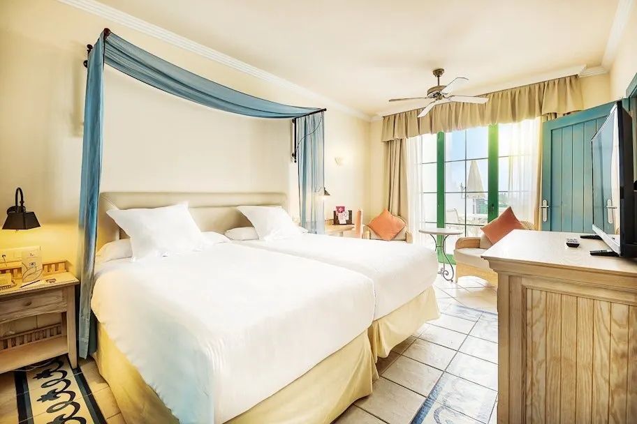 Hotel LIVVO Volcan Lanzarote