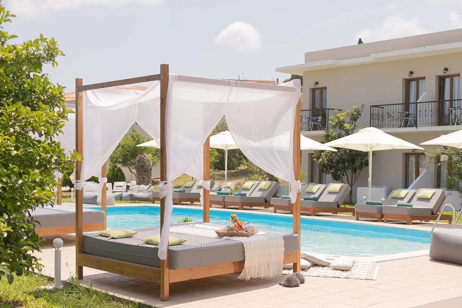 Avaton Suites & Villas, Philian Hotels & Resorts