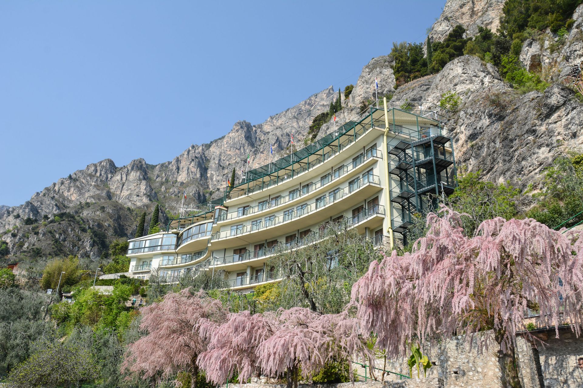 Astor — 2