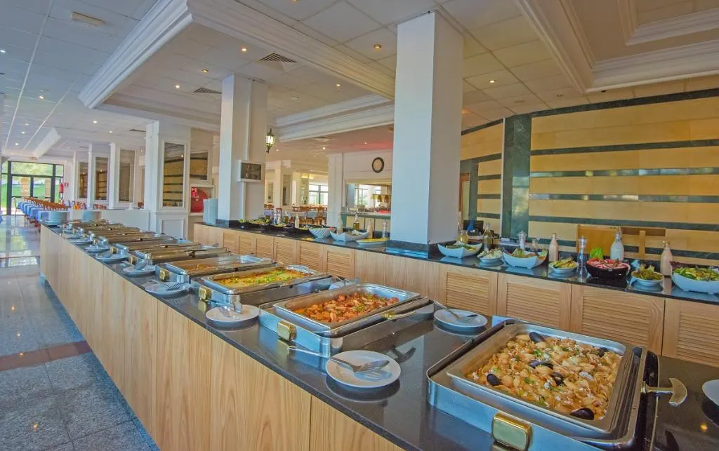 Tsokkos Gardens Hotel & Hotel Apartments
