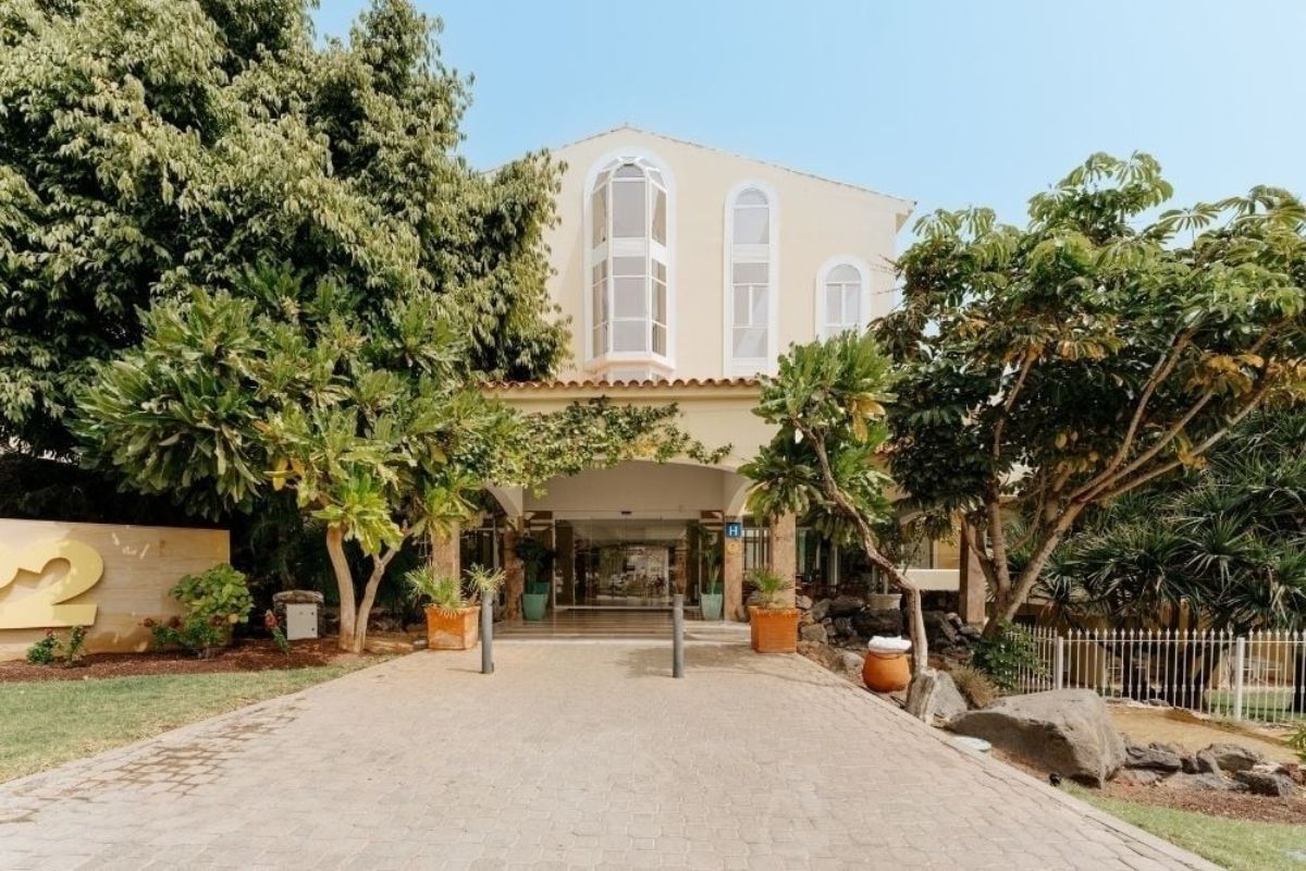 R2 Buganvilla Hotel & Spa — 2