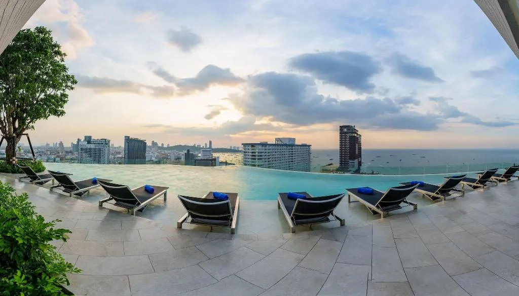 Somerset Pattaya, Pattaya