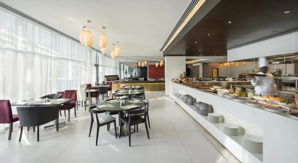 Hyatt Place Dubai Al Rigga Residences