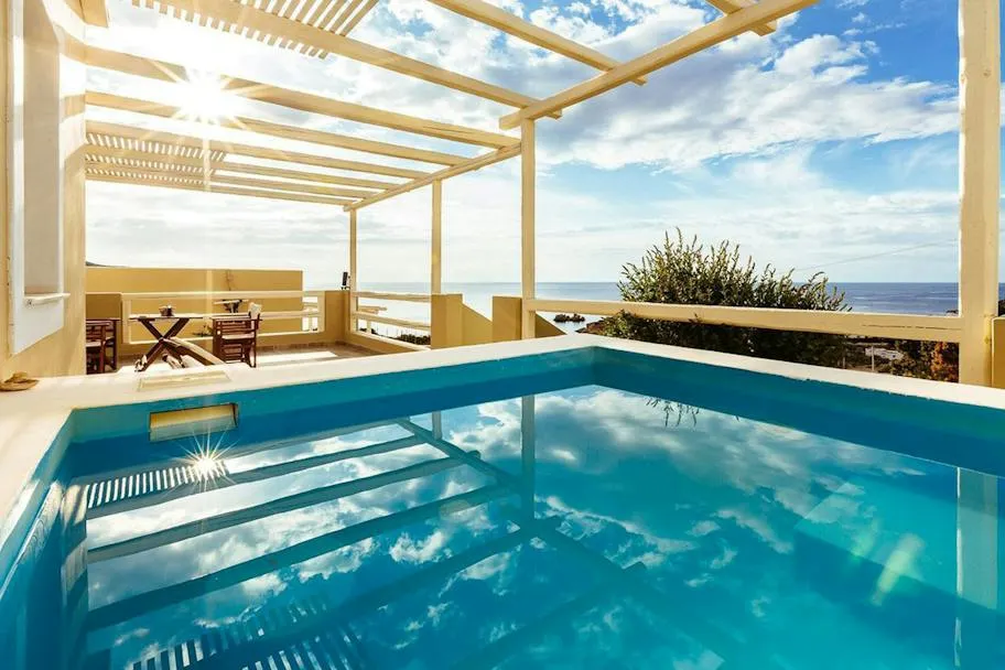 Silene Villas, Amoopi