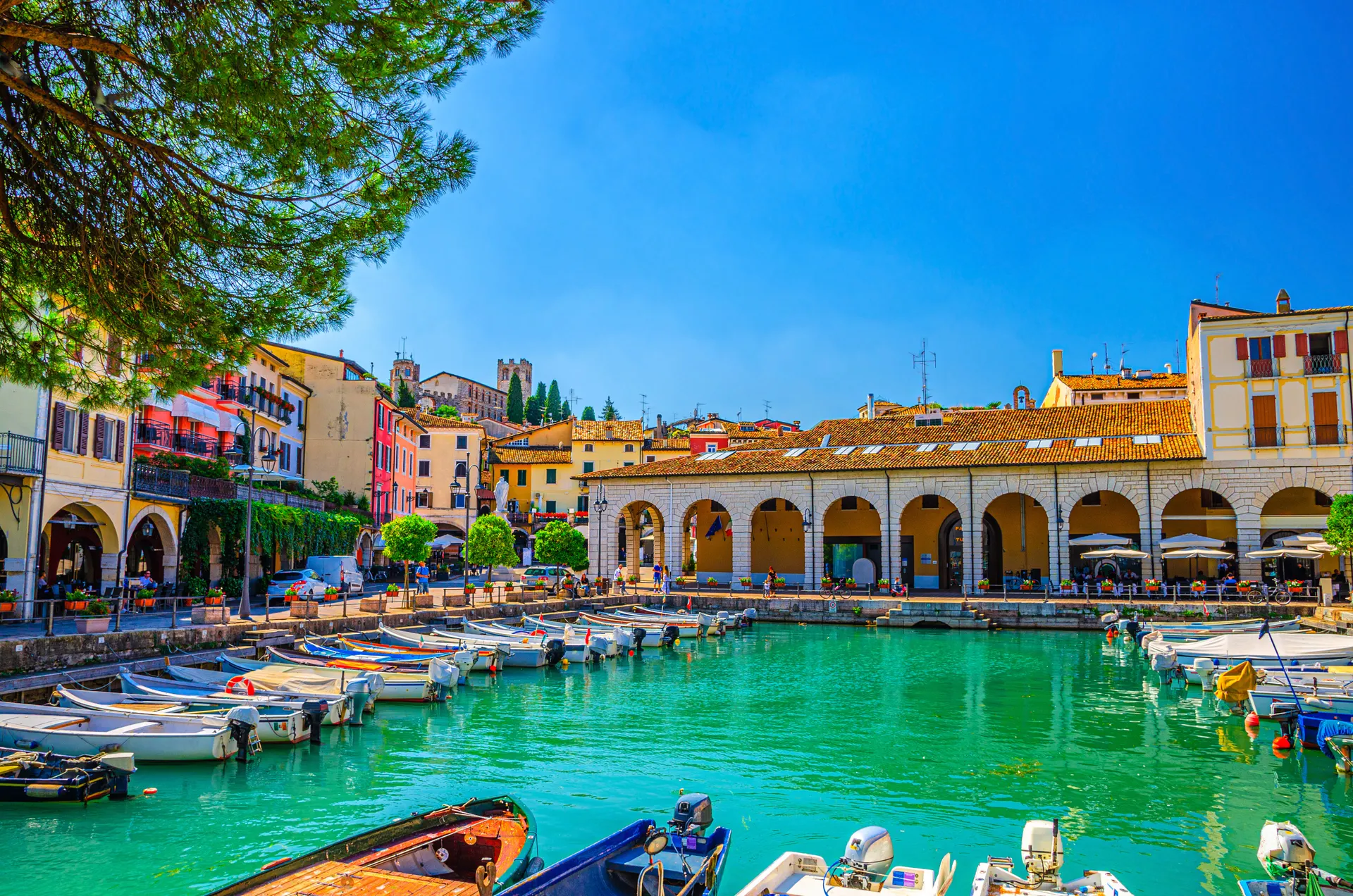 Ontdek Garda en Verona vanuit Ponti sul Mincio, Itali&euml;