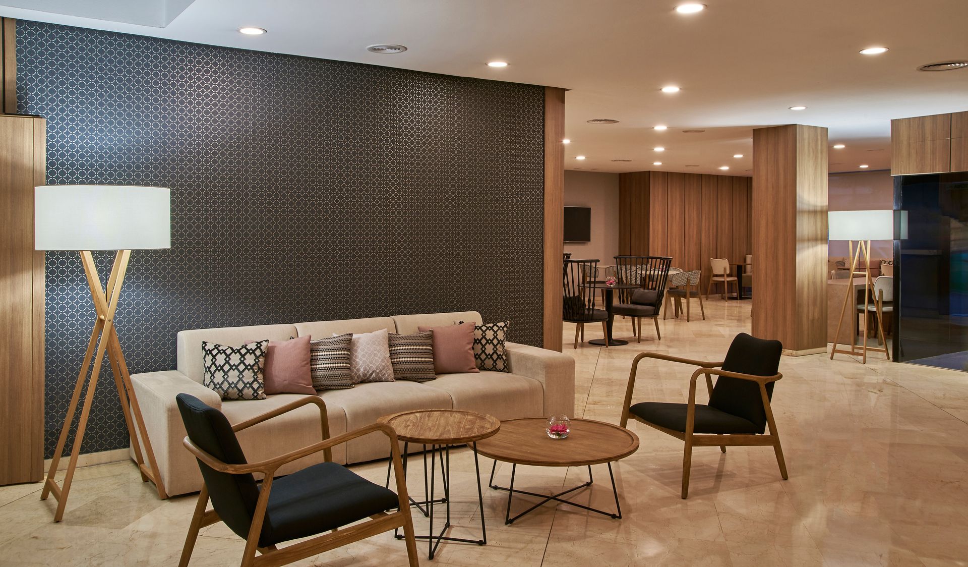 iStay by NH Ciudad de Valencia Hotel — 2