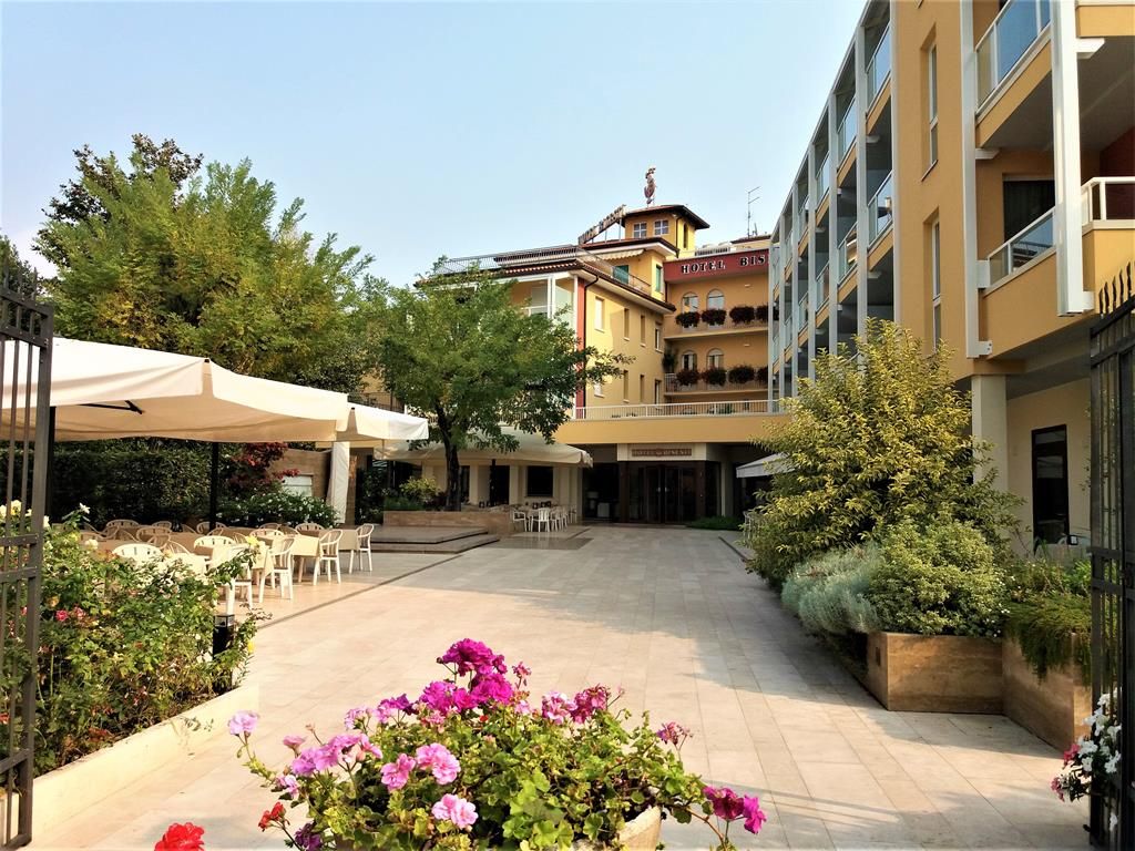 Hotel Bisesti — 2