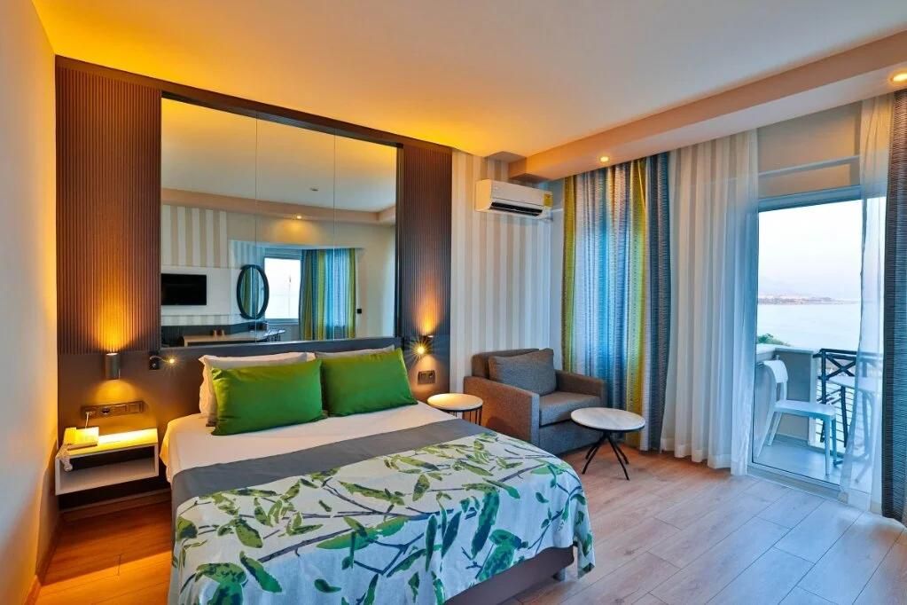EOS Beach Resort — 2
