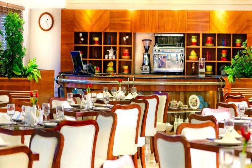 Golden Sands 3 Hotel Apartments