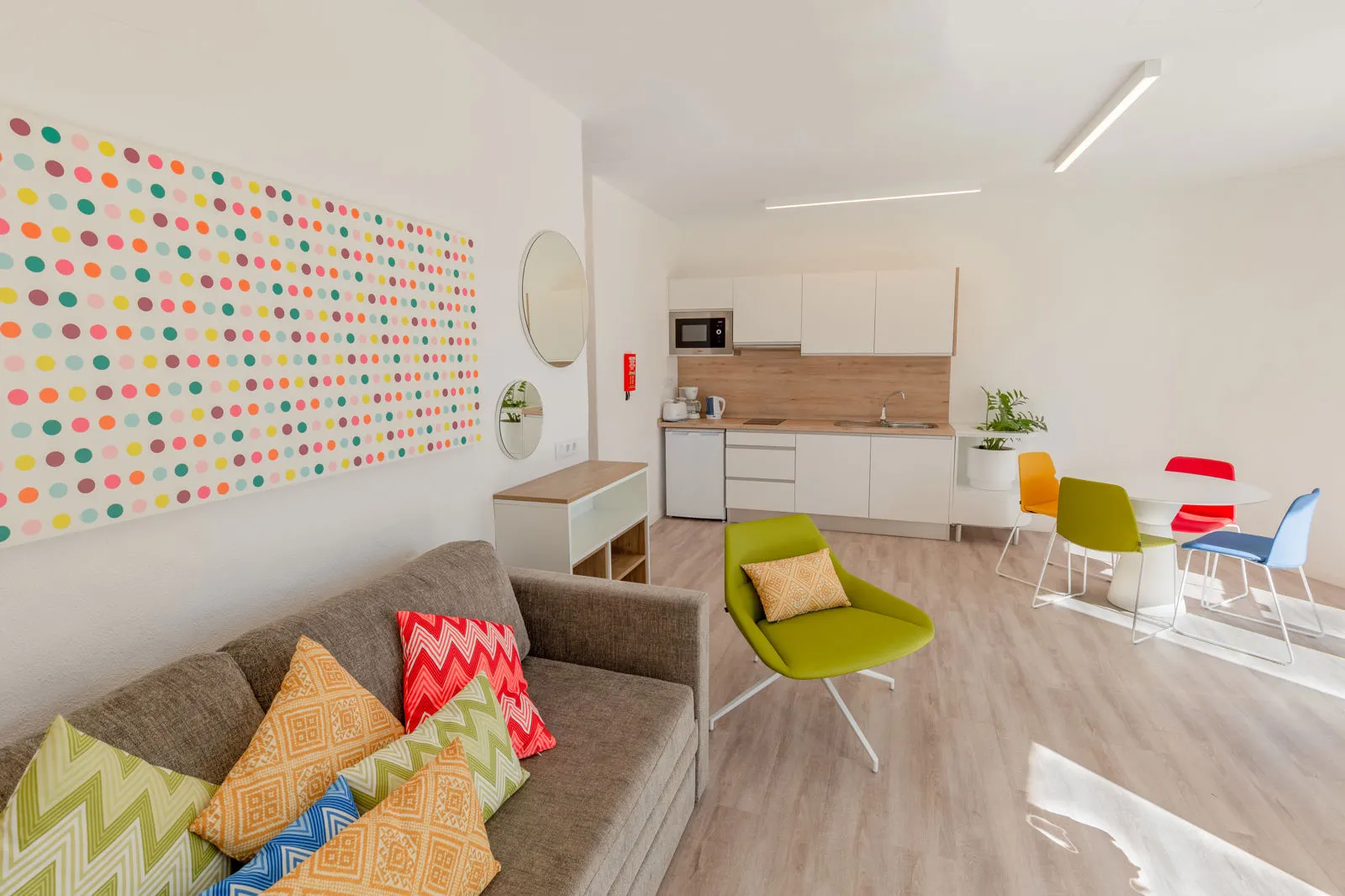 R2 Maryvent Beach Apartment