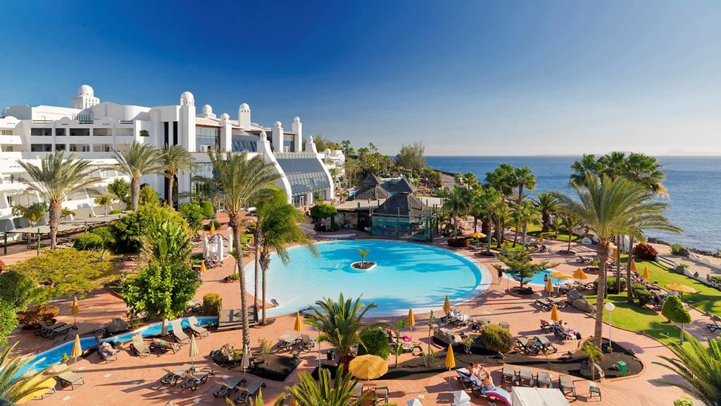 Hotel H10 Timanfaya Palace — 2