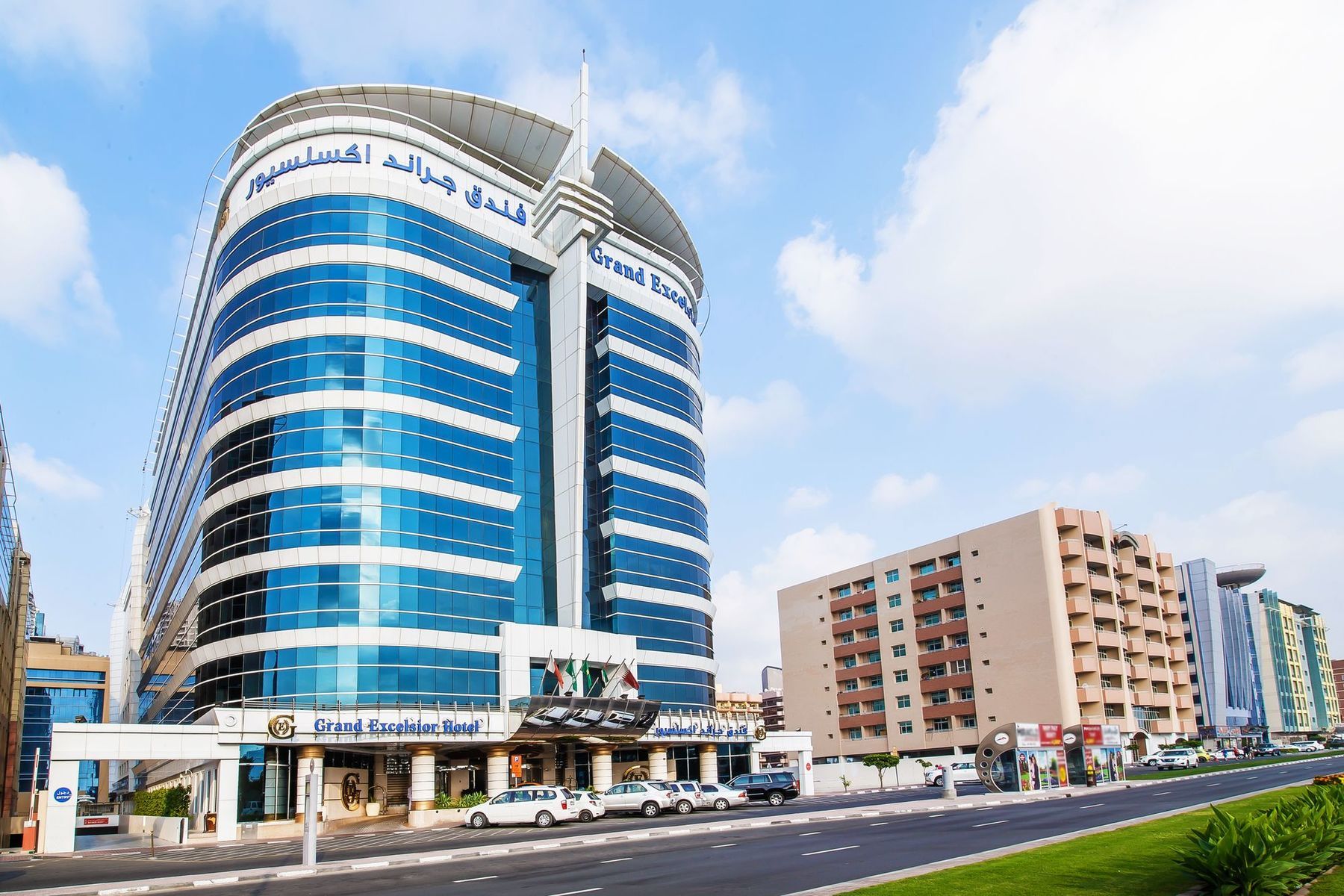 Grand Excelsior Hotel Bur Dubai — 2