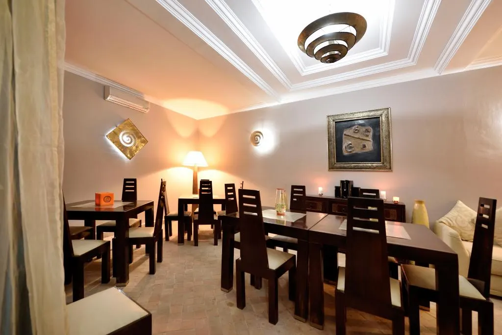 Riad Les Ammonites