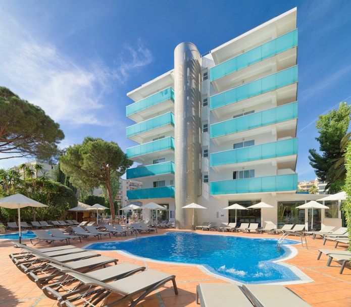 Hotel H10 Delfin — 2