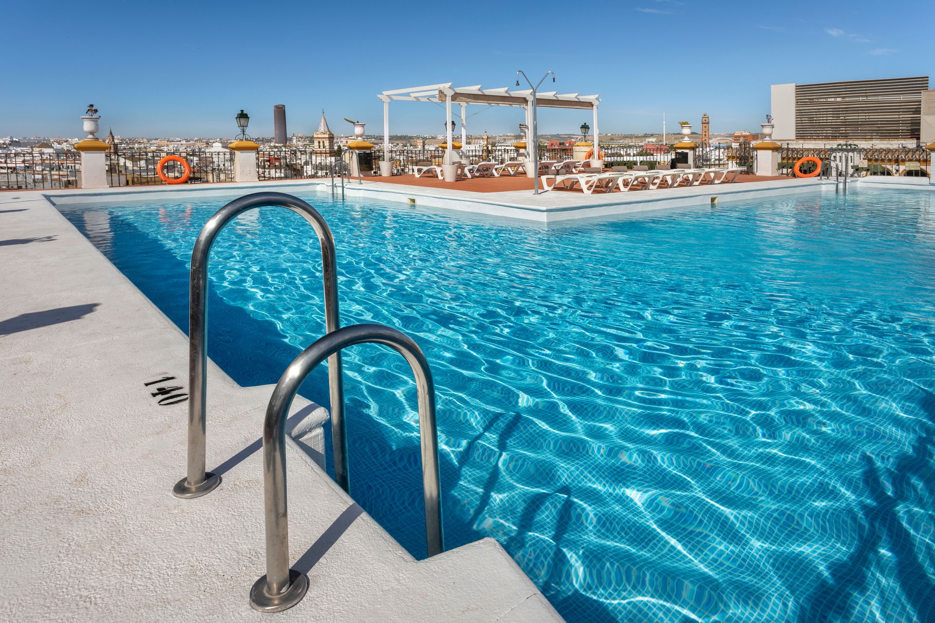Hotel Exe Sevilla Macarena — 2
