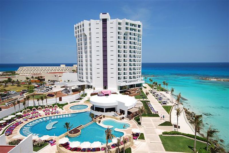 Krystal Grand Cancún — 2