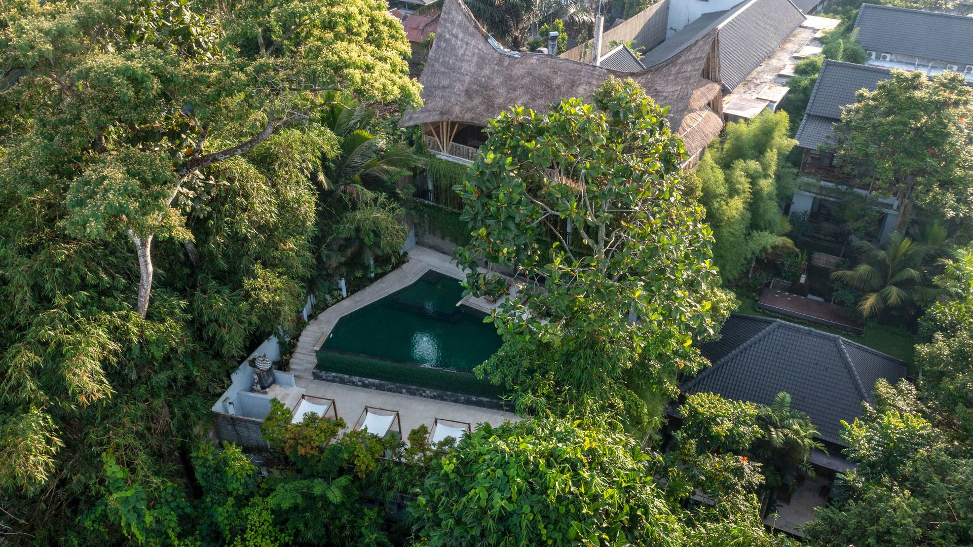 Dinara Ubud — 2