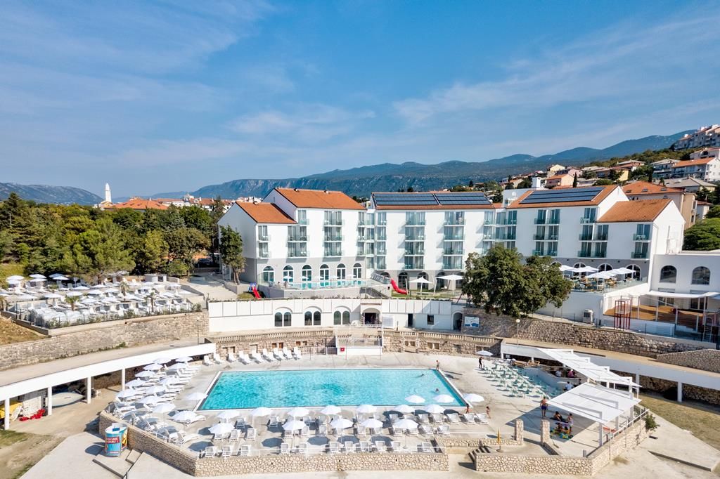 Aminess Vival Lišanj Family Hotel — 2