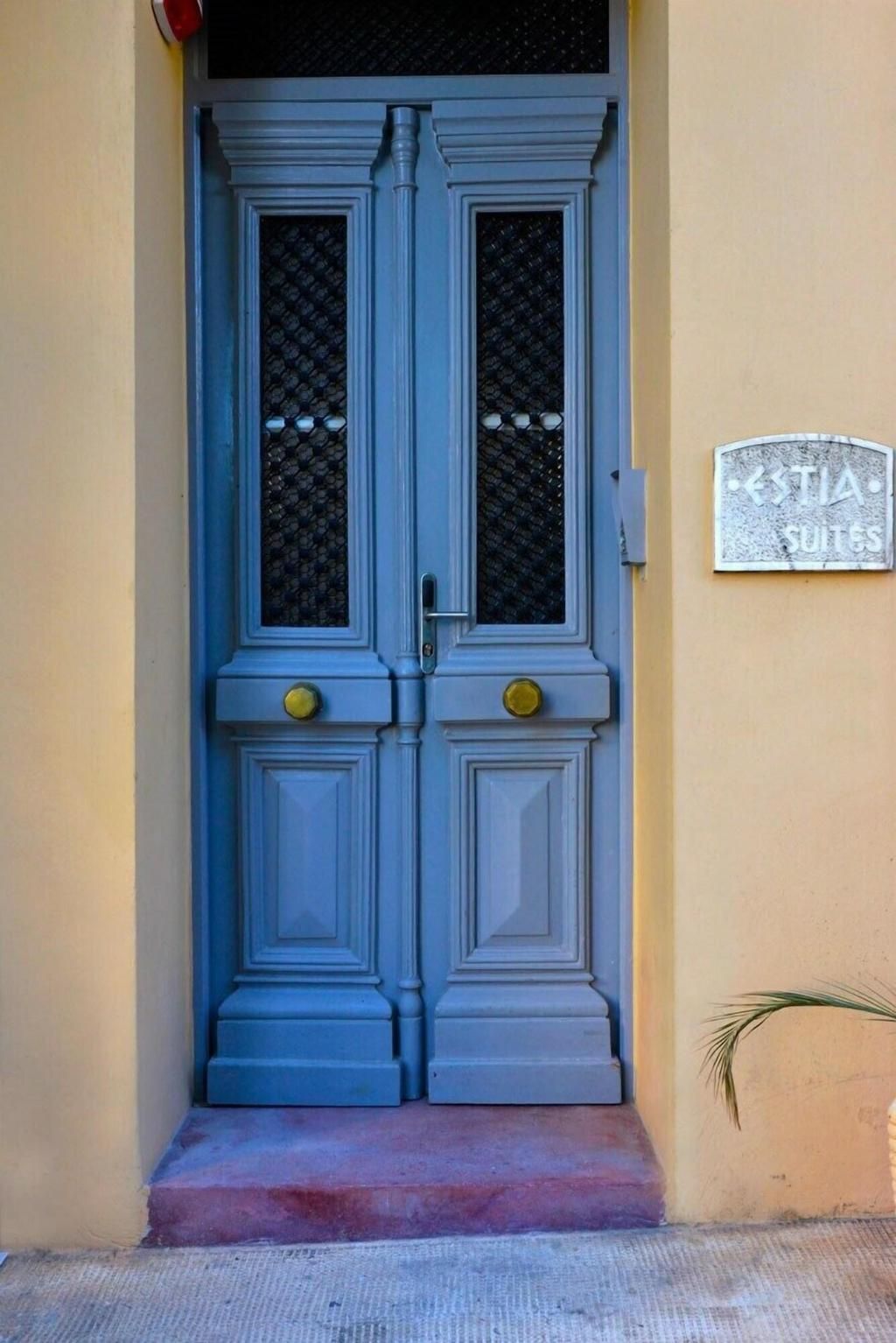 Elia Estia — 2
