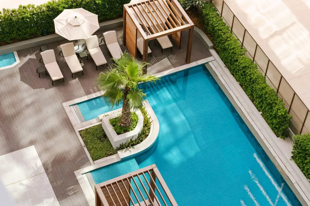 Aura Suites Downtown