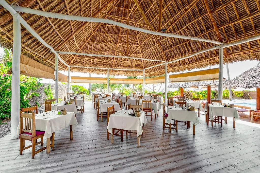 Sun Bay Mlilile Beach Hotel