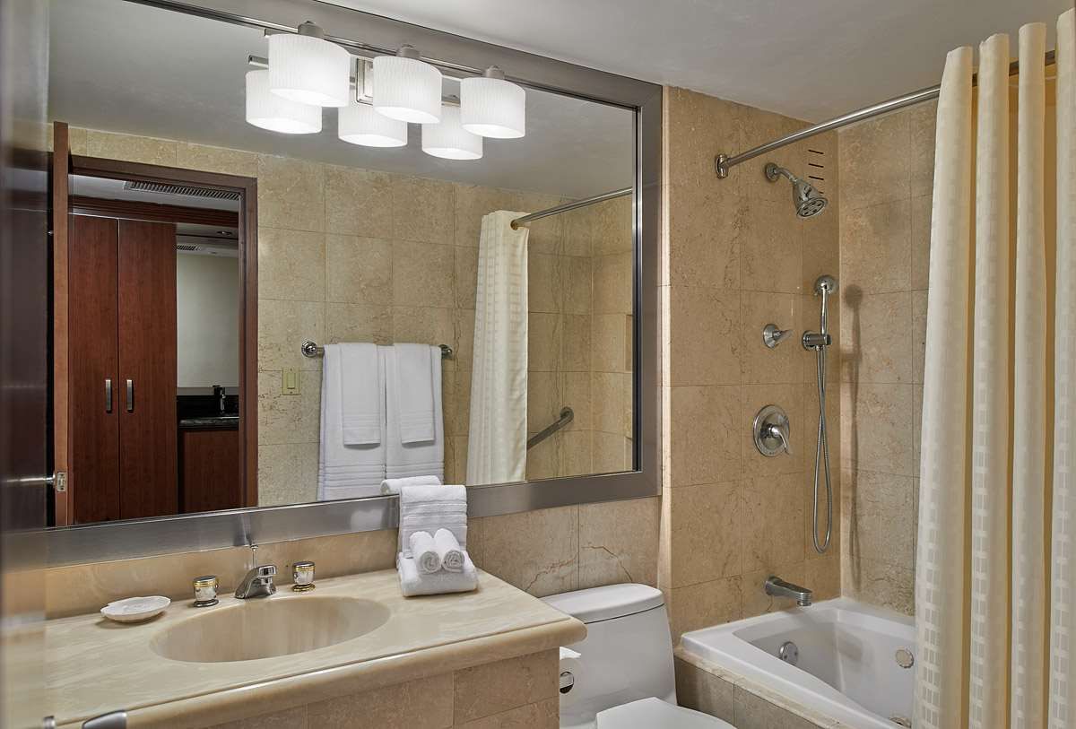 The Sunny Miami Sunny Isles Beach, Curio Collection by Hilton, Sunny Isles Beach, Verenigde Staten