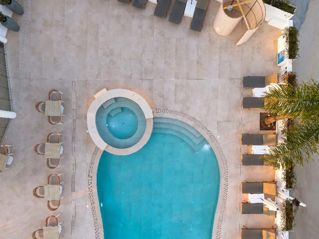 Arkadia Luxury Hotel Apartments
