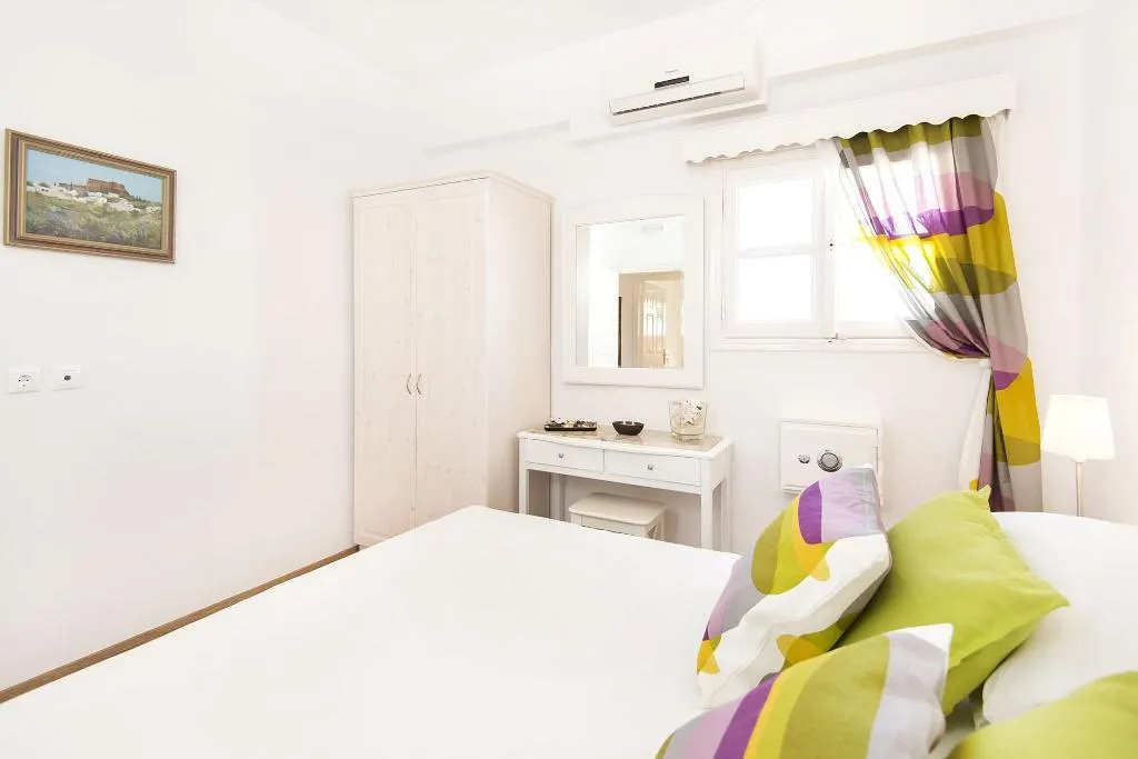 Lindos Harmony Suites, Lindos