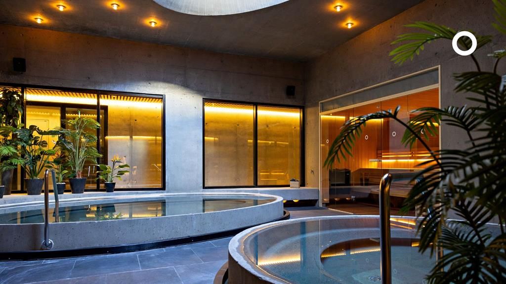 Grandi by Center Hotels — 2
