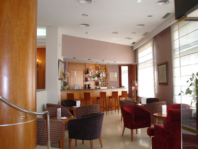 Hotel Catalonia Excelsior — 2