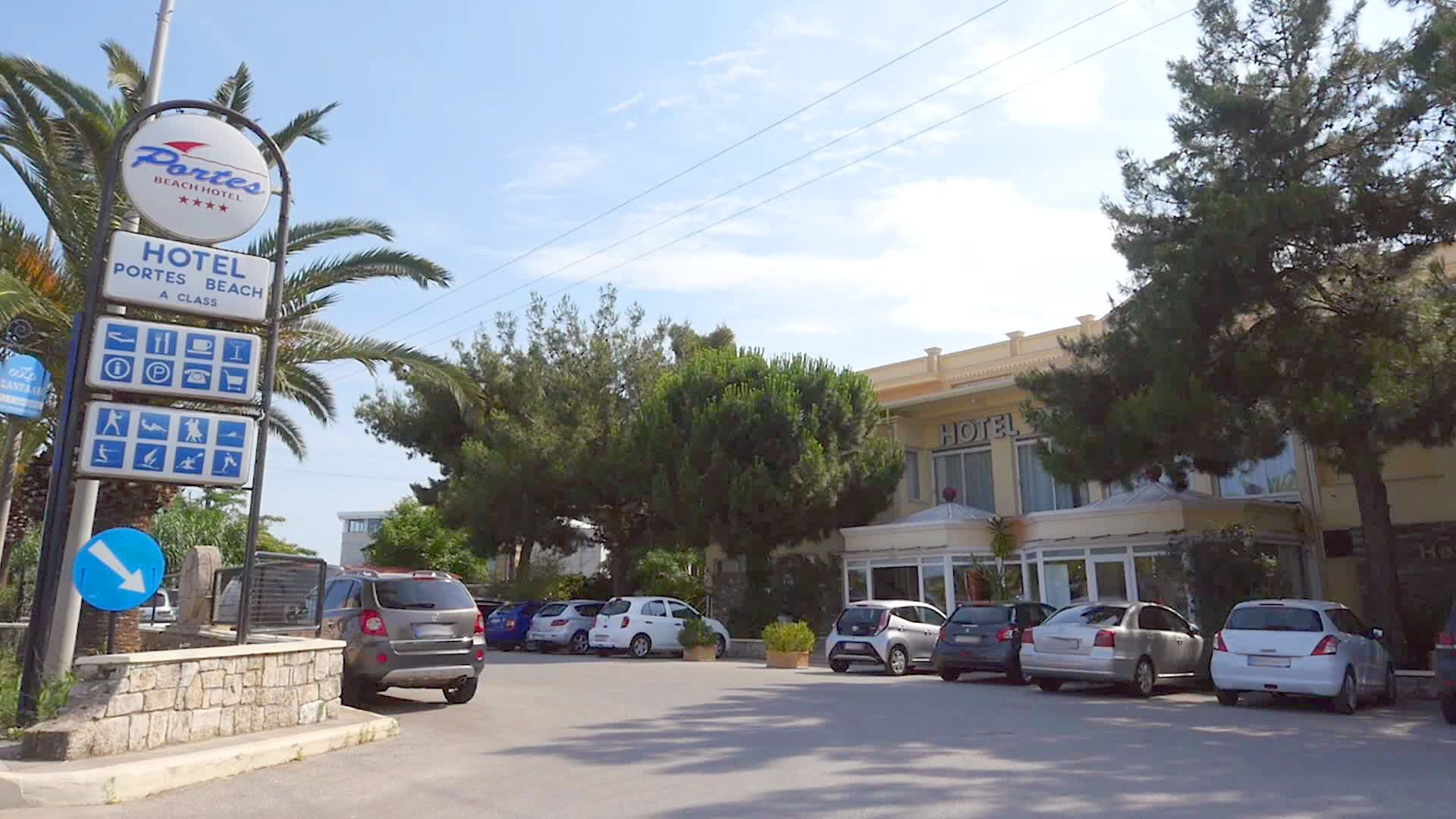 Portes Beach Hotel, Sani