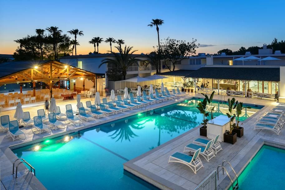 Hotel Vibra Cala Tarida — 2