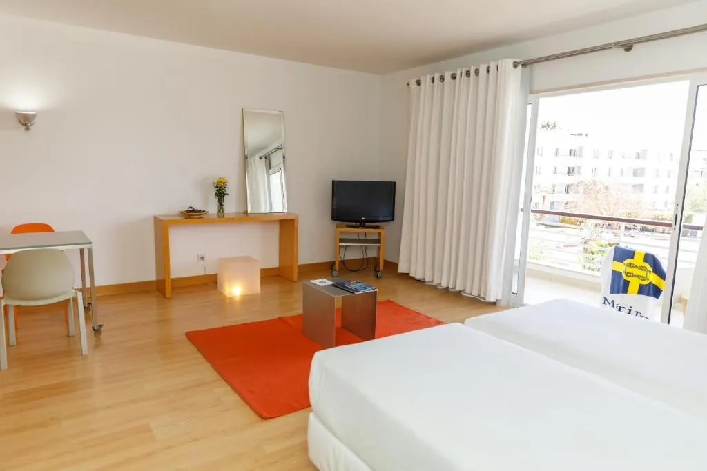 Suite Hotel Marina Club